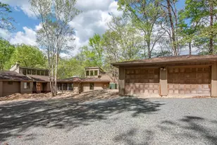 7322 Lackawanna Dr, Springfield, VA 22150 - Photo 2