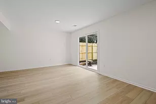 1005 Saber Ln, Herndon, VA 20170 - Photo 14