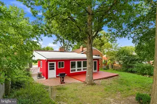 6011 Hibbling Ave, Springfield, VA 22150 - Photo 8