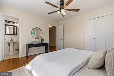 6011 Hibbling Avenue, Springfield, VA 22150 - Photo 28