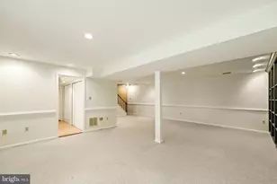 11294 Chinn House Dr, Fairfax Station, VA 22039 - Photo 42