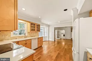 11294 Chinn House Dr, Fairfax Station, VA 22039 - Photo 14