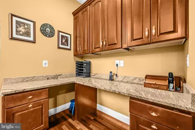 [Address not provided], Fairfax, VA 22033 - Photo 24