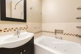 13354 Jasper Ct, Fairfax, VA 22033 - Photo 16