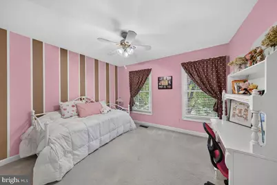 6300 Lee Forest Path, Centreville, VA 20120 - Photo 40