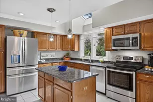 6300 Lee Forest Path, Centreville, VA 20120 - Photo 20