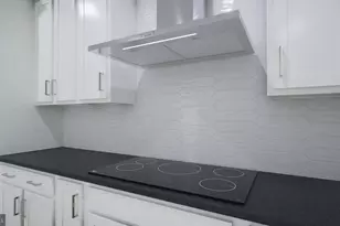 13896 Aviation Pl, Herndon, VA 20171 - Photo 6