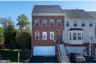 5155 Ballycastle Cir Circle, Alexandria, VA 22315 - Photo 2