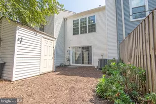 3070 Madden Ct, Herndon, VA 20171 - Photo 24