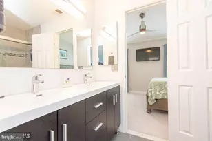 3070 Madden Ct, Herndon, VA 20171 - Photo 16