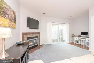 3070 Madden Ct, Herndon, VA 20171 - Photo 4