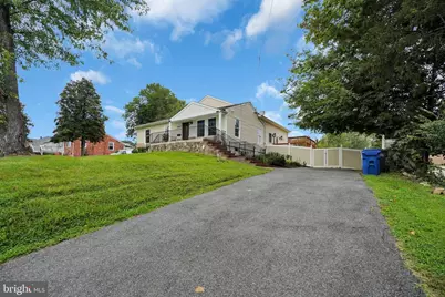 5017 Laburch Lane, Annandale, VA 22003 - Photo 4