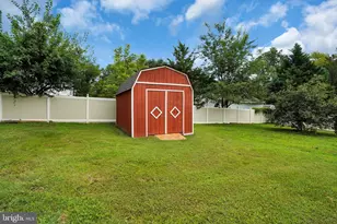 5017 Laburch Ln, Annandale, VA 22003 - Photo 30