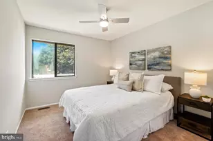 2467 Glengyle Dr, Vienna, VA 22181 - Photo 24