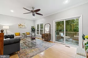 6141 Summer Park Ln, Alexandria, VA 22315 - Photo 8
