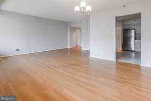 3713 S George Mason Dr, Falls Church, VA 22041 - Photo 2