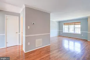 14536 Castleford Ct, Centreville, VA 20121 - Photo 10