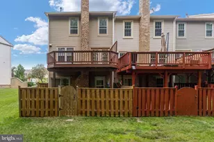4215 Sleepy Lake Dr, Fairfax, VA 22033 - Photo 48