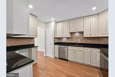 7740 Bristol Square Court, Springfield, VA 22153 - Photo 12