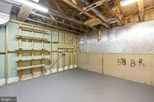 6631 Thurlton Dr, Alexandria, VA 22315 - Photo 26