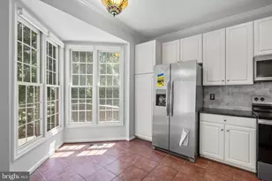 6631 Thurlton Dr, Alexandria, VA 22315 - Photo 12