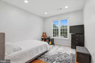 2111 Highcourt Ln, Herndon, VA 20170 - Photo 16