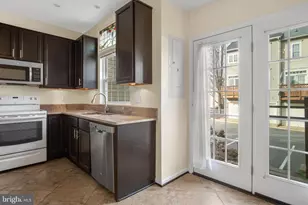 4384 Sutler Hill Square, Fairfax, VA 22033 - Photo 16