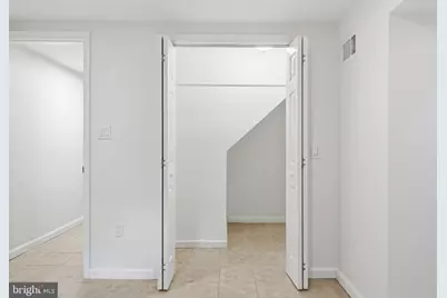 8923 Cromwell, Springfield, VA 22151 - Photo 32