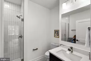 2854 Fairmont St, Falls Church, VA 22042 - Photo 24