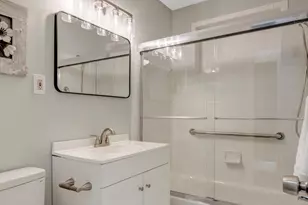 8710 Piccadilly Pl, Springfield, VA 22151 - Photo 28