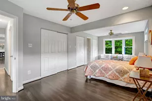 8710 Piccadilly Pl, Springfield, VA 22151 - Photo 32