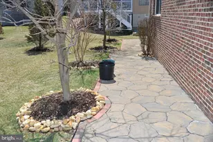 7582 Venture Dr, Alexandria, VA 22315 - Photo 22