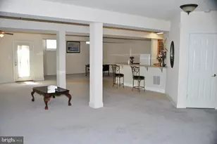 7582 Venture Dr, Alexandria, VA 22315 - Photo 18
