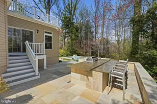 3515 Devon Dr, Falls Church, VA 22042 - Photo 6
