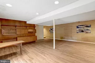 8447 Thames St, Springfield, VA 22151 - Photo 38