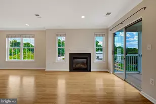 12841 Fair Briar Ln, Fairfax, VA 22033 - Photo 6