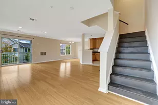 12841 Fair Briar Ln, Fairfax, VA 22033 - Photo 26