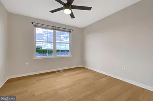 12841 Fair Briar Ln, Fairfax, VA 22033 - Photo 40