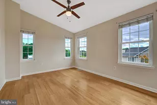 12841 Fair Briar Ln, Fairfax, VA 22033 - Photo 28