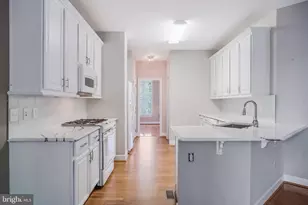11485 Waterhaven Ct, Reston, VA 20190 - Photo 26