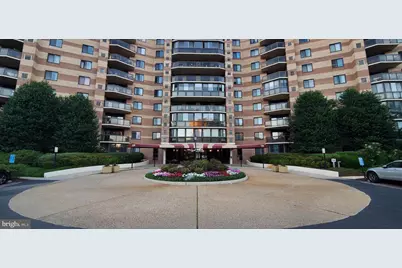 8380 Greensboro Drive #722, McLean, VA 22102 - Photo 16