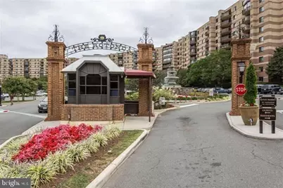 8380 Greensboro Drive #722, McLean, VA 22102 - Photo 38