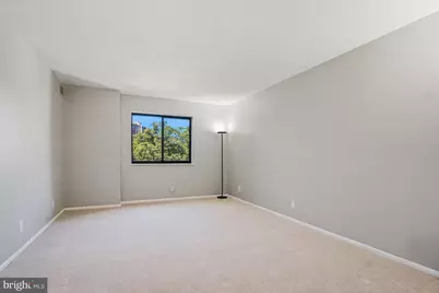 5904 Mount Eagle Drive #711, Alexandria, VA 22303 - Photo 20