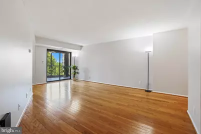 5904 Mount Eagle Drive #711, Alexandria, VA 22303 - Photo 6