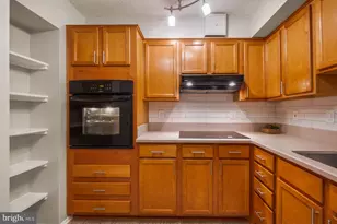 5904 Mt Eagle Dr, Alexandria, VA 22303 - Photo 16