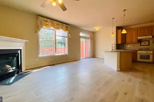 8853 Modano Pl, Fairfax, VA 22031 - Photo 12