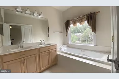 8853 Modano Place, Fairfax, VA 22031 - Photo 20