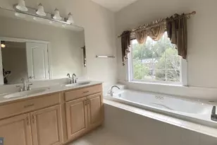 8853 Modano Pl, Fairfax, VA 22031 - Photo 20