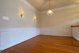 8853 Modano Pl, Fairfax, VA 22031 - Photo 8