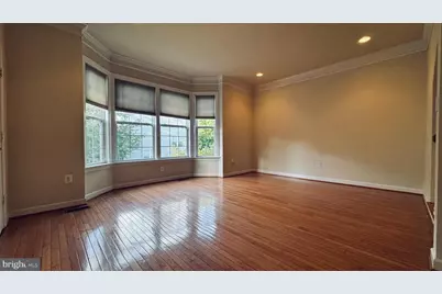 8853 Modano Place, Fairfax, VA 22031 - Photo 4